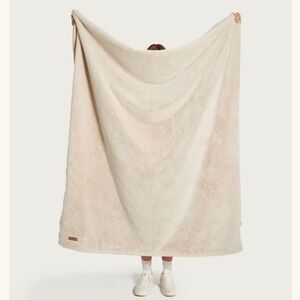 UnHide‎ Lil Marsh Blanket Faux Fur Beigebear Beige 50" x 60" NEW